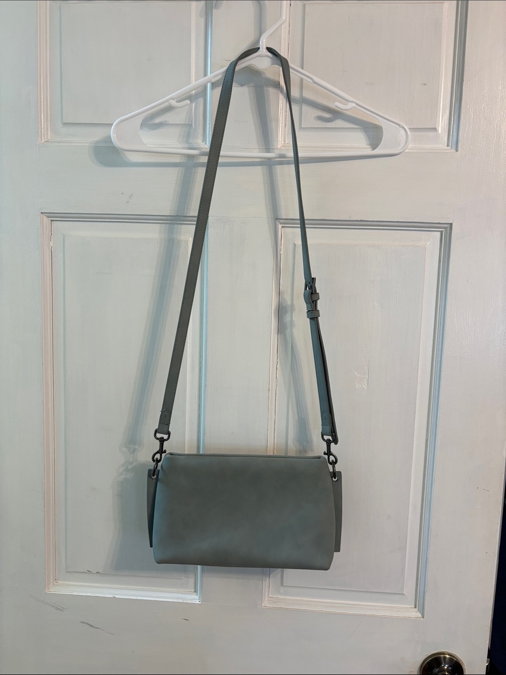 Universal Thread Slate Blue Crossbody Bag